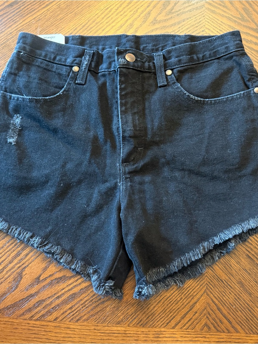 Ladies 13MWZ Black Cowboy Cut Wrangler Shorts Size 27 NEW Raw Hem